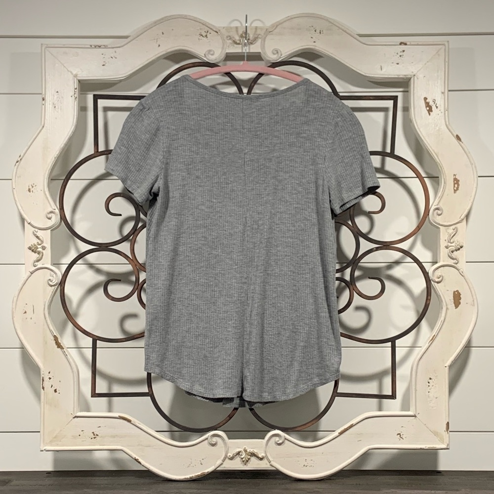 FOREVER 21 Ribbed Tee - Picture 3 of 5